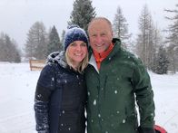 Harrys schönste Zeit – Alexandra Bresztowansky zeigt Harry Prünster ihr Skigebiet Hochrindl.