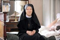 Um Himmels Willen – Die Mutter Oberin (Rosel Zech) hat eine Depression.