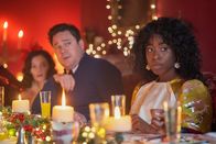 Silent Night - Und morgen sind wir tot – Alex (Kirby Howell-Baptiste, rechts), Tony (Rufus Jones, Mitte) und Kitty (Davida McKenzie, links).