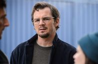 Charlotte Link: Die Entscheidung – ARD Degeto CHARLOTTE LINK - DIE ENTSCHEIDUNG Uhr im ERSTEN. Simon Lemberger (Felix Klare, Mitte) hilft der Einbrecherin Nathalie und trifft eine folgenschwere Entscheidung.
