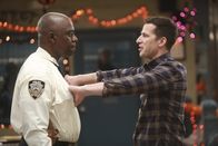 Brooklyn Nine-Nine – Brooklyn Nine-Nine (2017)