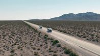 US-Wahl 2024 / auslandsjournal - die doku: Zwischen Trump und Harris - Roadtrip durch ein zerrissenes Amerika – Unterwegs im Wohnmobil - Tausende Kilometer quer durch die Vereinigten Staaten reist ein ZDF-Team durch das Land. Was denken die Menschen über Trump und Harris?