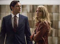 Legends – Curtis Ballard (Steve Kazee, l.); Gabriella Miskova (Winter Ave Zoli, r.)