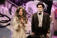 Modern Family – Claire Dunphy (Julie Bowen), Phil Dunphy (Ty Burrell)