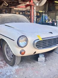 Outback Car Hunters – VOLVO before – landscape – in garage – covered in dust – front view – left hand angle.