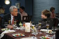 Two and a Half Men – Jake Harper (Angus T. Jones, r)