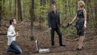 Die vermisste Frau – Vom Opfer zum Racheengel: Karen (Corinna Harfouch) hat sich mit dem Killer Bruno (Ulrich Matthes) verbündet und möchte sich an ihrem Mann Georg (Jörg Hartmann, li.) rächen.