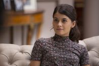 The Mick – Sabrina (Sofia Black-D'Elia) träumt schon von den Freiheiten, die sie hat, wenn Mickey weg ist. Freut sie sich da etwas zu früh?; Sabrina (Sofia Black-D'Elia) träumt schon von den Freiheiten, die sie hat, wenn Mickey weg ist. Freut sie sich da etwas zu früh?