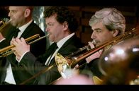 Summertime – Komplex und leicht, modern und klassizistisch, Schatten und Licht, Gnade und Ungnade: So vielfältig ist das Programm beim Summertime-Konzert, das vom Orchestre Philharmonique de Radio France unter der Leitung von Tarmo Peltokoski präsentiert wird.