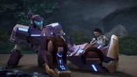 Transformers Earth Spark – v.li.: Hashtag, Dot Malto