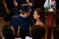 Chicago Med – Nick Gehlfuss als Dr. Will Halstead, Torrey DeVitto als Dr. Natalie Manning. Copyright: SRF/NBC Universal