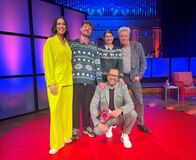 Die Tafelrunde – Nina Hartmann, Benedikt Mitmannsgruber, Gerald Fleischhacker, Chrissi Buchmasser, Florian Scheuba.