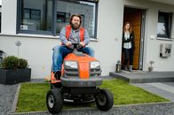 Knallerkerle – (2. Staffel) - Typisch Mann! In der Sketch-Comedy "Knallerkerle" sieht Antoine Monot, Jr. die Welt durch verschiedene "Männeraugen" und lässt dabei garantiert kein Klischee aus.