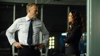 The Border – Mike Kessler (James McGowan) und Bianca LeGarda (Sofia Milos)
