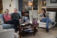 Last Man Standing – v.l.n.r.) Mandy Baxter (Molly McCook); Mike Baxter (Tim Allen); Ryan Vogelson (Jordan Masterson)
