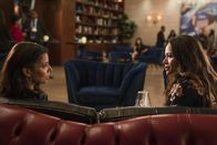 The Rookie – l-r: Lucy Chen (Melissa O’Neil), Valeria Castillo (Roselyn Sanchez)