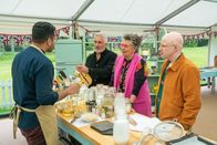 Das große Backen - UK – (v.l.n.r.) Paul Hollywood; Prue Leith; Matt Lucas