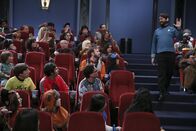 The Big Bang Theory – L-R: Howard Wolowitz (Simon Helberg), Rajesh Koothrappali (Kunal Nayyar), Leonard Hofstadter (Johnny Galecki), Wil Wheaton (Wil Wheaton).