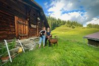 SRF bi de Lüt – Martina Haller und Viky Würtinger auf der Alp Steessiboden BE (Grindelwald)