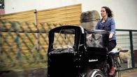 Klima retten - Wachstum oder Verzicht? – Luise Strothmann verzichtet aufs Auto und erledigt fast alle Wege mit ihrem Fahrrad.