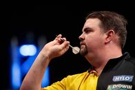 Darts: Weltmeisterschaft – Gabriel Clemens, German Giant / Germany, beim Wurf, HYLO Saar Darts Gala, European Tour 2023, PDC Europe, Darts, 09.06.2023
