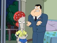 American Dad! – Roger (l.); Stan Smith (r.)