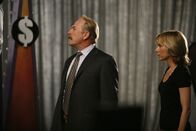 Monk – Fever" -- Pictured: (l-r) Ted Levine as Captain Leland Stottlemeyer, Traylor Howard as Natalie Teeger -- USA Network Photo: Isabella Vosmikova