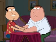 Family Guy – Glenn Quagmire (l.); Peter Griffin (r.)