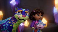 Dora – Dora (m.), Boots (r.)