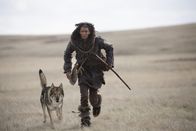 Alpha – Gemeinsame Jagd: Kodi Smit-McPhee als Keda