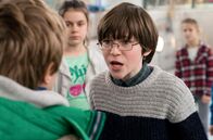Unheimlich perfekte Freunde – Emil (Jona Gaensslen, re.) ist wütend auf Frido (Luis Vorbach, li).