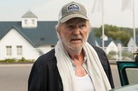 Liebe ist unberechenbar – Der ehemalige Starkomiker Franz (Michael Gwisdek) nimmt kein Blatt vor den Mund.