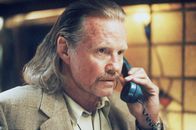 Heat – Nate (Jon Voight) ist in der Gang der Mann hinter den Kulissen, der auch alle wichtigen Informationen besorgt und weiterleitet.