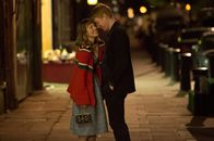 Alles eine Frage der Zeit – Gelingt es Tim (Domhnall Gleeson, r.) dank seines Talents die hübsche Mary (Rachel McAdams, l.) von sich zu überzeugen?
