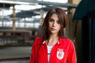 Huck – Betti Schröder (Nadia Hilker), die Freundin des Cannstatter Star-Torwarts, wird kurz vor dem Pokalfinale entführt.