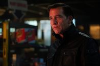 Gemini Man – Clayton Verris (Clive Owen) leitet ein geheimes Projekt namens ÑGeminiì, das mittels Klonen unbesiegbare Kampfmaschinen aus Fleisch und Blut schaffen will.