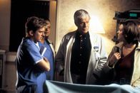 Diagnose: Mord – v.l.n.r.) Dr. Jesse Travis (Charlie Schlatter); Amanda Bentley-Livingston (Victoria Rowell); Dr. Mark Sloan (Dick Van Dyke); Ruth Chandler (Leslie Horan)