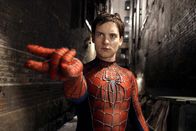 Spider-Man 2 – Spider-Man (Tobey Maguire) hat mal wieder alle Hände voll zu tun, um die Bösen dieser Welt schachmatt zu setzen ...