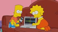 Die Simpsons – Bart (l.); Lisa (r.)