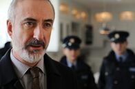 Der Irland-Krimi – Superintendent Kelly (Declan Conlon) braucht Unterstützung.