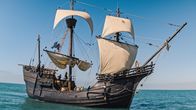 Checker Tobi und das Geheimnis unseres Planeten – Für den Piraten-Check sticht Tobi mit der "Nao Victoria" in See.