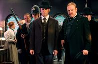Murdoch Mysteries – Constable Crabtree (Jonny Harris), Detective Murdoch (Yannick Bisson) und Inspector Brackenreid (Thomas Craig).