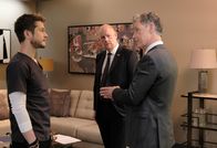 Atlanta Medical – (v.li.) Matt Czuchry (Dr. Conrad Hawkins), Glenn Morshower (Marshall Winthrop), Bruce Greenwood (Dr. Randolph Bell).