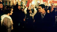 Das Geisterhaus – Vorne, v.li.: Blanca (Winona Ryder), Pedro (Antonio Banderas)