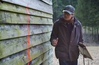 Halbe Hütte – Das salomonische Urteil vom Landgericht: Die Hütte wird geteilt.