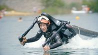 RUN4U – Paul fliegt an seinem Geburtstag hoch in die Luft.