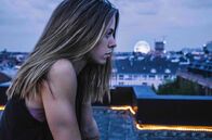Nur mit dir zusammen – Juli (Vanessa Mai) möchte ihren Traum nicht aufgeben.