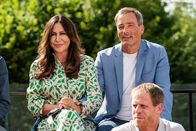 Frühling – Frühling – Alte Gespenster Katja und Tom verstehen sich immer besser: Simone Thomalla als Katja Baumann, Jan Sosniok als Dr. Tom Kleinke Copyright: SRF/ZDF/Marc Reimann