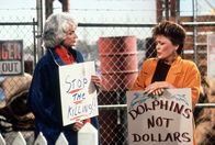 Golden Girls – L-R: Dorothy Zbornak (Bea Arthur), Blanche Devereaux (Rue McClanahan)