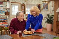 The Goldbergs – Pops (George Segal), Beverly Goldberg (Wendi McLendon-Covey).